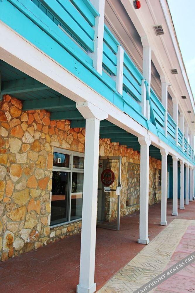 Two Turtles Inn George Town Exterior photo